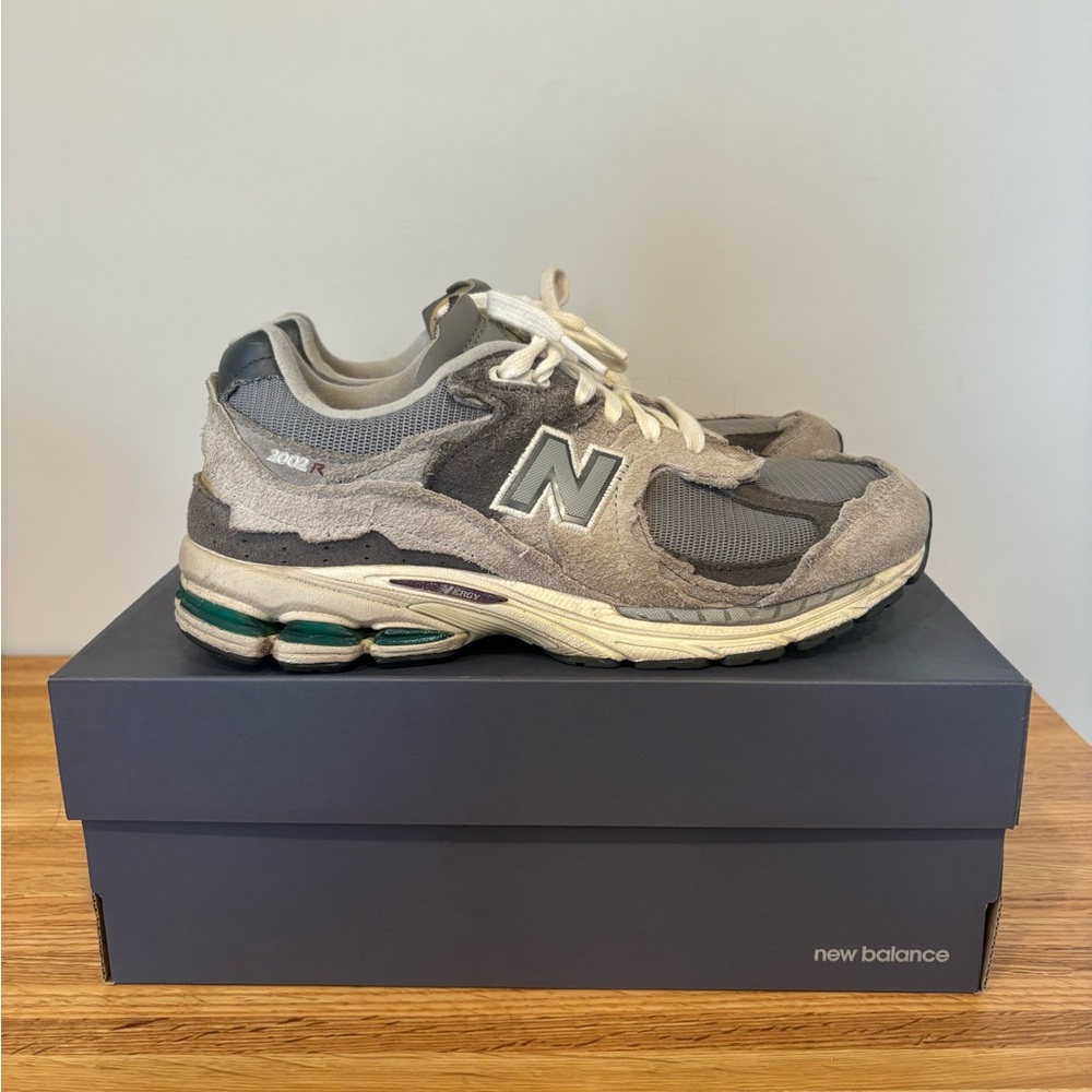 New Balance 2002R Gray and White Athletic Shoes